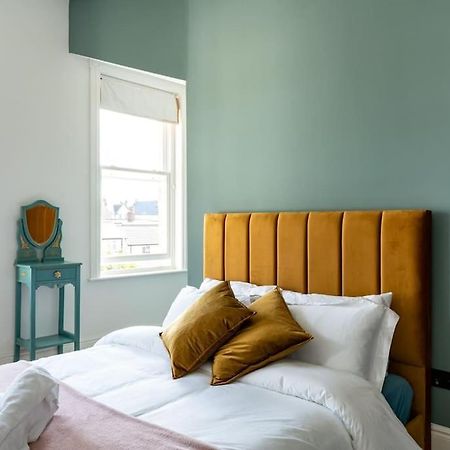 Stylish Beachfront Apartment, Sweeping Ocean Views And Luxury Touches Herne Bay Eksteriør bilde