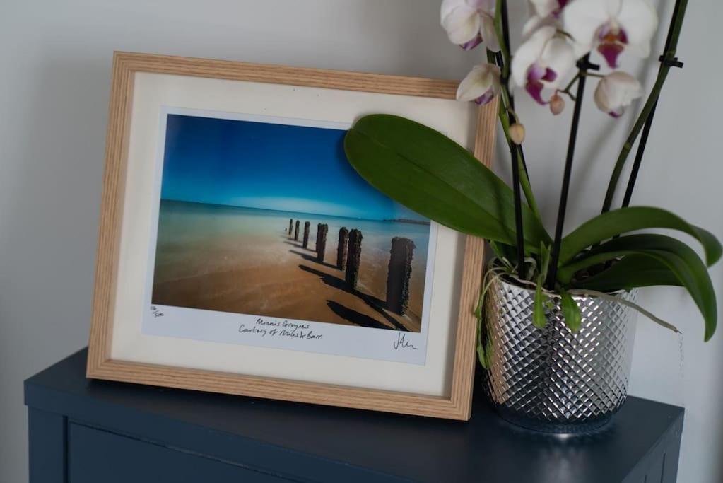 Stylish Beachfront Apartment, Sweeping Ocean Views And Luxury Touches Herne Bay Eksteriør bilde