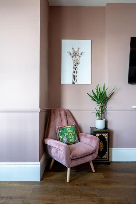 Stylish Beachfront Apartment, Sweeping Ocean Views And Luxury Touches Herne Bay Eksteriør bilde