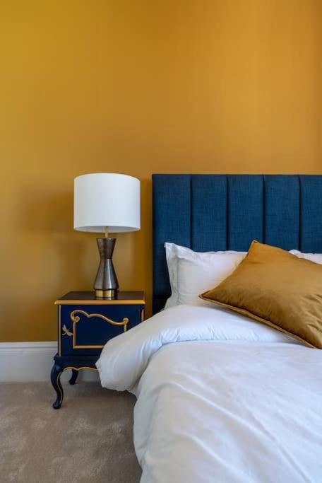 Stylish Beachfront Apartment, Sweeping Ocean Views And Luxury Touches Herne Bay Eksteriør bilde