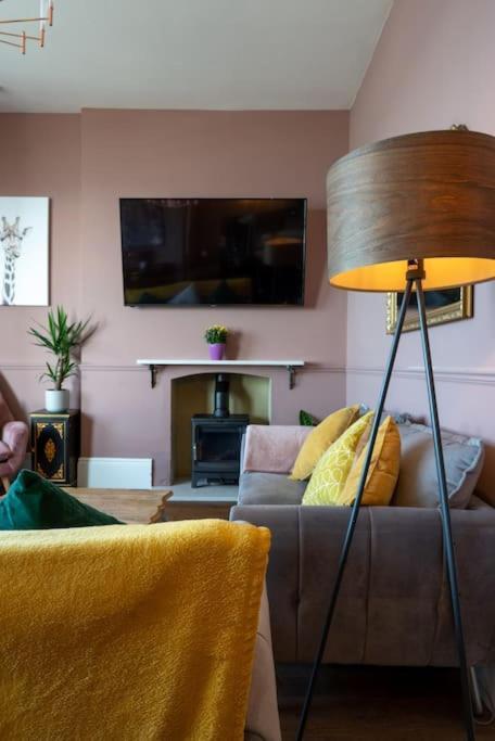 Stylish Beachfront Apartment, Sweeping Ocean Views And Luxury Touches Herne Bay Eksteriør bilde