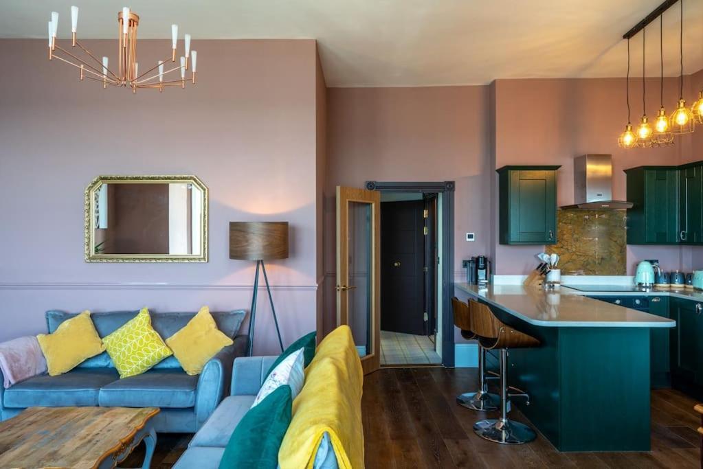 Stylish Beachfront Apartment, Sweeping Ocean Views And Luxury Touches Herne Bay Eksteriør bilde