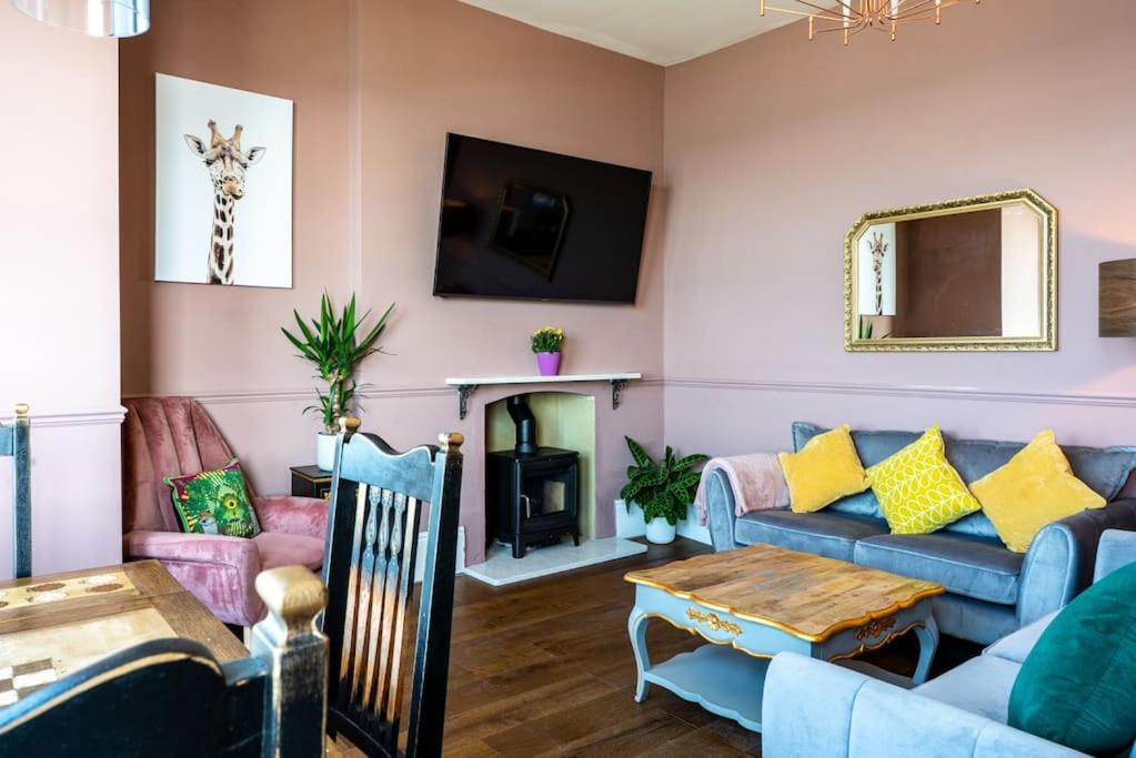 Stylish Beachfront Apartment, Sweeping Ocean Views And Luxury Touches Herne Bay Eksteriør bilde