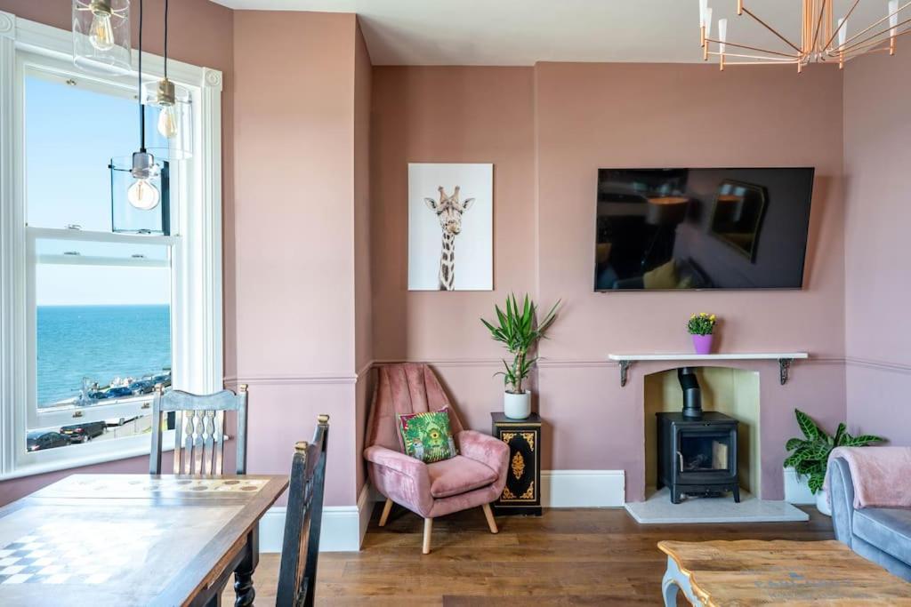 Stylish Beachfront Apartment, Sweeping Ocean Views And Luxury Touches Herne Bay Eksteriør bilde