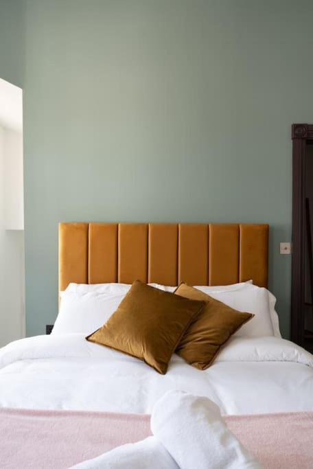 Stylish Beachfront Apartment, Sweeping Ocean Views And Luxury Touches Herne Bay Eksteriør bilde
